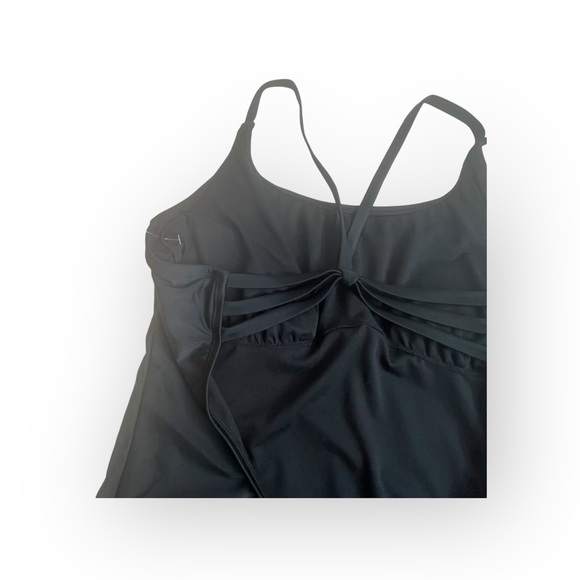 new Hurley 🝮 One Piece Strappy Full Coverage Sport Swimsuit 🝮 Black 🝮 XL - Picture 7 of 16